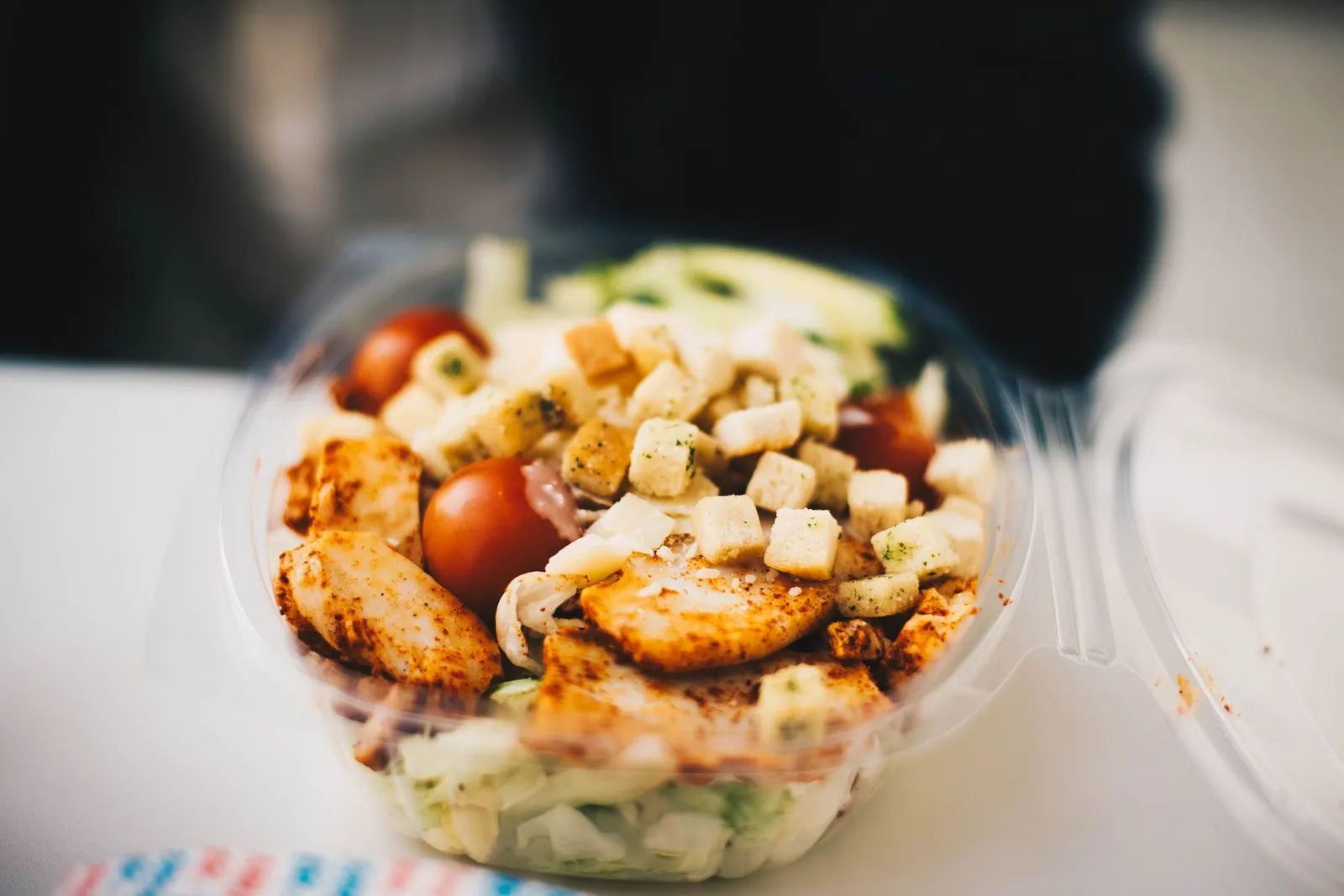 Büro Catering mit Lunch und Bowls für ein Team in Berlin